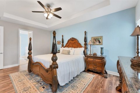 House in Temple Terrace, Florida 3 bedrooms, 209.4 sq.m. № 1789923 - photo 17