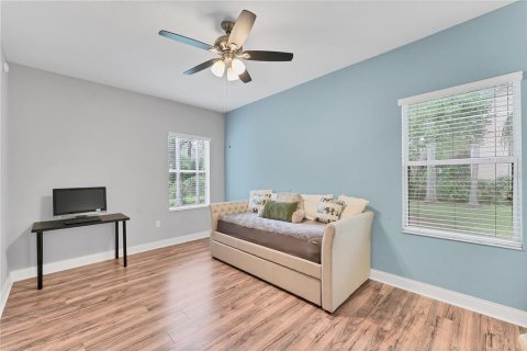 House in Temple Terrace, Florida 3 bedrooms, 209.4 sq.m. № 1789923 - photo 24