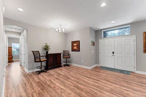 House in Temple Terrace, Florida 3 bedrooms, 209.4 sq.m. № 1789923 - photo 3