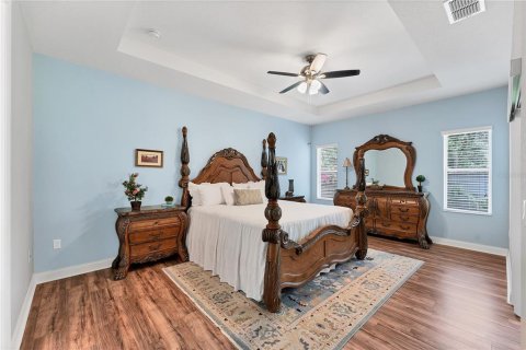 House in Temple Terrace, Florida 3 bedrooms, 209.4 sq.m. № 1789923 - photo 15