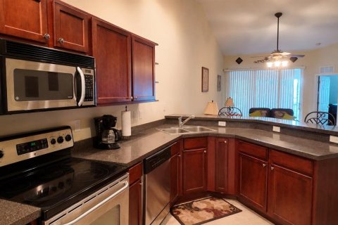 Condo in Lutz, Florida, 3 bedrooms  № 2277126 - photo 9