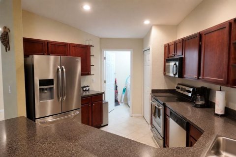 Condo in Lutz, Florida, 3 bedrooms  № 2277126 - photo 8