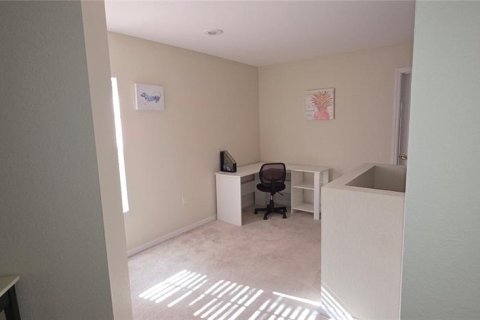 Condo in Lutz, Florida, 3 bedrooms  № 2277126 - photo 18