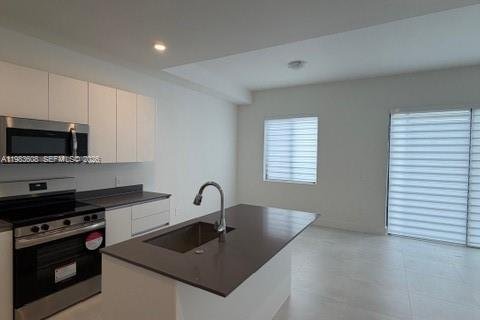 Снять в аренду таунхаус в Хомстед, Флорида 4 спальни, № 2048499 - фото 4