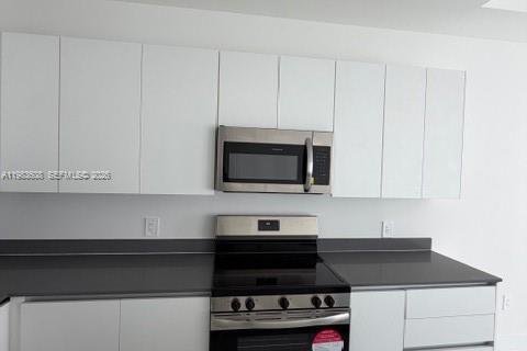 Снять в аренду таунхаус в Хомстед, Флорида 4 спальни, № 2048499 - фото 5