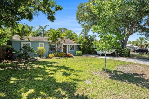 Villa ou maison à vendre à Tampa, Floride: 3 chambres, 147.9 m2 № 1881295 - photo 1