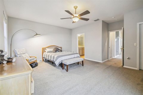 Townhouse in Tampa, Florida 3 bedrooms, 170.2 sq.m. № 1918442 - photo 23