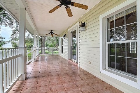 House in Umatilla, Florida 7 bedrooms, 192.59 sq.m. № 1771950 - photo 11