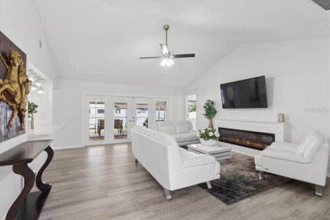 Villa ou maison à vendre à Tampa, Floride: 3 chambres, 144 m2 № 2156836 - photo 12