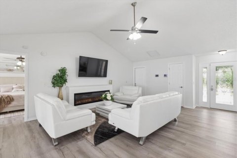Villa ou maison à vendre à Tampa, Floride: 3 chambres, 144 m2 № 2156836 - photo 13