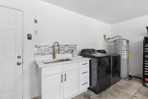 Villa ou maison à vendre à Tampa, Floride: 3 chambres, 144 m2 № 2156836 - photo 29