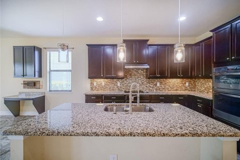 Casa en venta en Orlando, Florida, 4 dormitorios, 232.26 m2 № 2195755 - foto 7