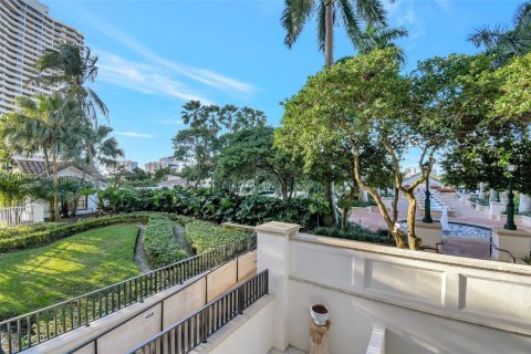Condo in Aventura, Florida, 2 bedrooms  № 1860466 - photo 27