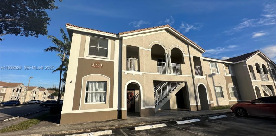 Condominio en Homestead, Florida, 3 dormitorios  № 2060229