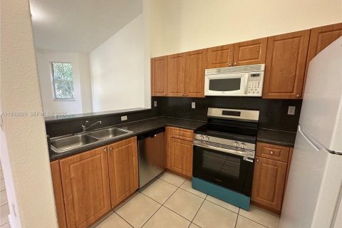 Condominio en alquiler en Homestead, Florida, 3 dormitorios, 99.96 m2 № 2060229 - foto 4