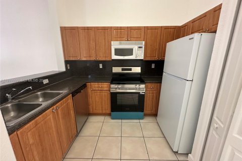 Condominio en alquiler en Homestead, Florida, 3 dormitorios, 99.96 m2 № 2060229 - foto 6