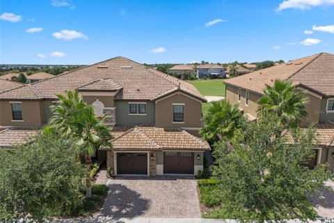 Condo in Davenport, Florida, 2 bedrooms  № 1835467 - photo 1