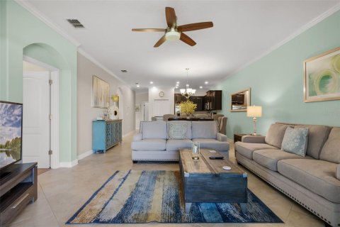 Condo in Davenport, Florida, 2 bedrooms  № 1835467 - photo 12