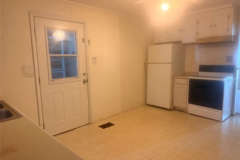 Villa ou maison à louer à Belleview, Floride: 3 chambres, 92.9 m2 № 2425375 - photo 3