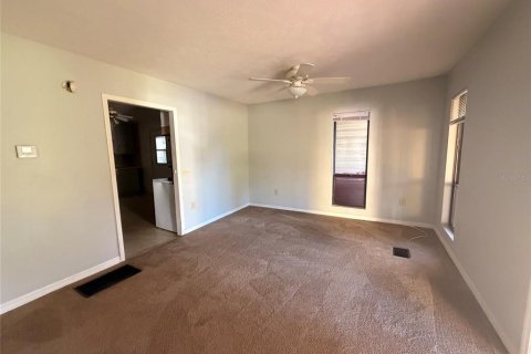Villa ou maison à louer à Belleview, Floride: 3 chambres, 92.9 m2 № 2425375 - photo 2
