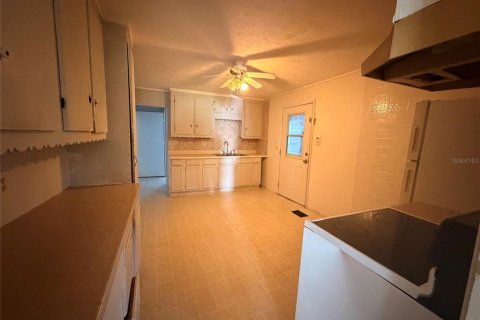 Villa ou maison à louer à Belleview, Floride: 3 chambres, 92.9 m2 № 2425375 - photo 4