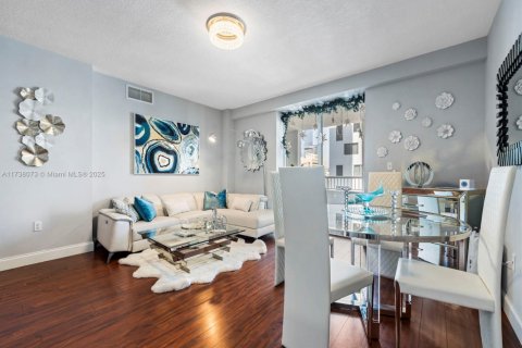 Condominio en venta en Miami, Florida, 2 dormitorios, 101.26 m2 № 1985091 - foto 9