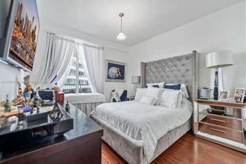 Condominio en venta en Miami, Florida, 2 dormitorios, 101.26 m2 № 1985091 - foto 12