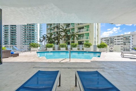 Condominio en venta en Miami, Florida, 2 dormitorios, 101.26 m2 № 1985091 - foto 21