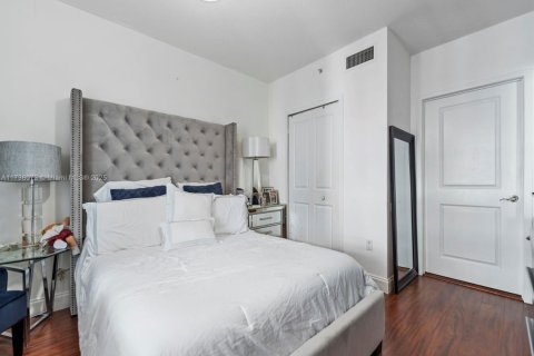 Condominio en venta en Miami, Florida, 2 dormitorios, 101.26 m2 № 1985091 - foto 10