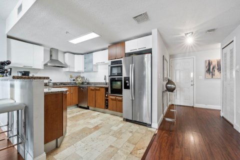Condominio en venta en Miami, Florida, 2 dormitorios, 101.26 m2 № 1985091 - foto 6