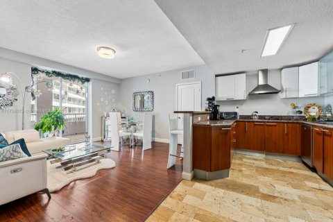 Condominio en venta en Miami, Florida, 2 dormitorios, 101.26 m2 № 1985091 - foto 7