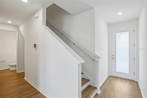 Townhouse in San Antonio, Florida 3 bedrooms, 185.34 sq.m. № 2119845 - photo 12
