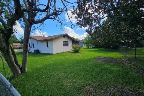 Casa en alquiler en Belleview, Florida, 3 dormitorios, 120.77 m2 № 1836935 - foto 20