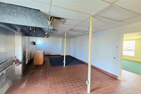 Commercial property in Venice, Florida 130.06 sq.m. № 2214883 - photo 26