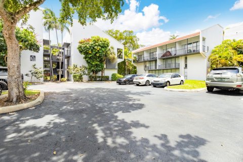 Apartamento en alquiler en Coral Springs, Florida, 1 dormitorio, 83.61 m2 № 1936167 - foto 8