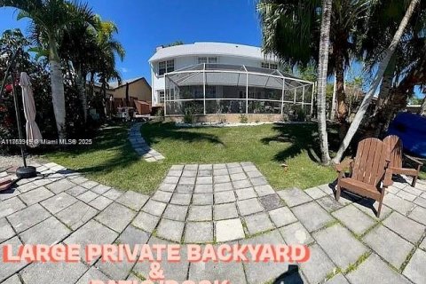 Villa ou maison à vendre à Homestead, Floride: 4 chambres, 209.96 m2 № 1895247 - photo 4