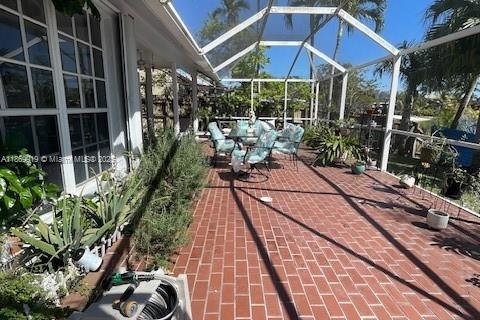 Villa ou maison à vendre à Homestead, Floride: 4 chambres, 209.96 m2 № 1895247 - photo 12