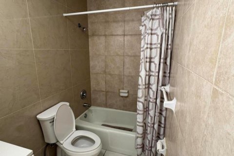 Apartamento en alquiler en Lauderdale Lakes, Florida, 1 dormitorio, 74.32 m2 № 2077590 - foto 7