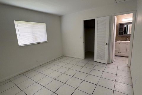 Apartamento en alquiler en Lauderdale Lakes, Florida, 1 dormitorio, 74.32 m2 № 2077590 - foto 8
