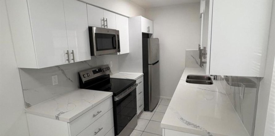 Apartamento en Lauderdale Lakes, Florida 1 dormitorio, 74.32 m2 № 2077590
