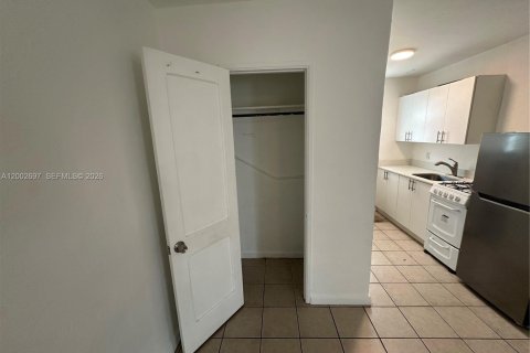 Apartment in Miami, Florida 400.97 sq.m. № 2067983 - photo 7