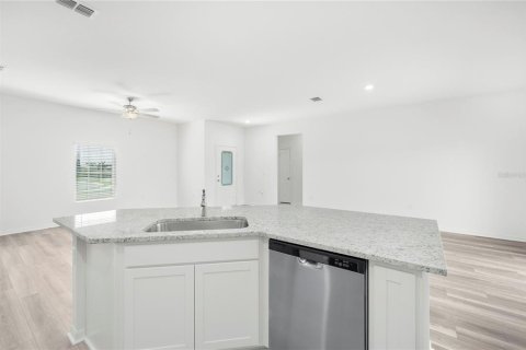 House in Babson Park, Florida 3 bedrooms, 135.92 sq.m. № 2137892 - photo 7
