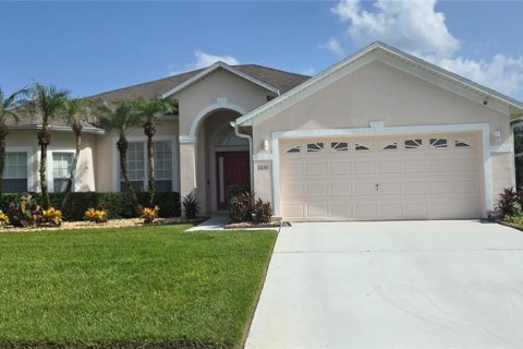 Casa en Kissimmee, Florida 3 dormitorios, 181.07 m2 № 2196332