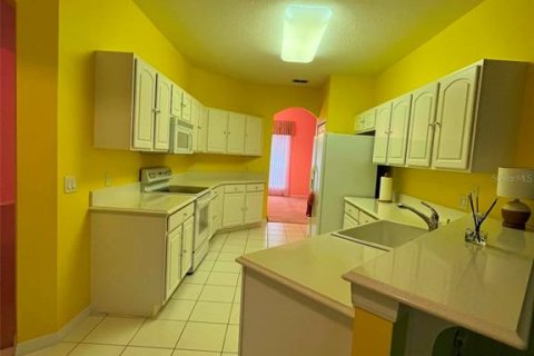 Купить виллу или дом в Киссимми, Флорида 12 комнат, 181.07м2, № 2196332 - фото 16