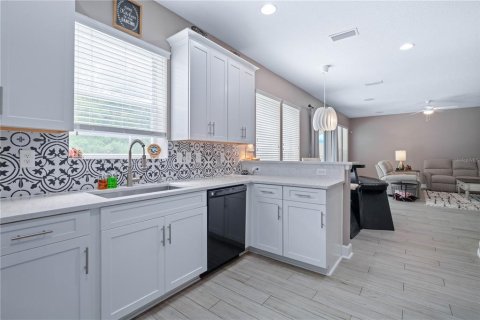 House in Saint Augustine, Florida 4 bedrooms, 238.57 sq.m. № 1669921 - photo 12