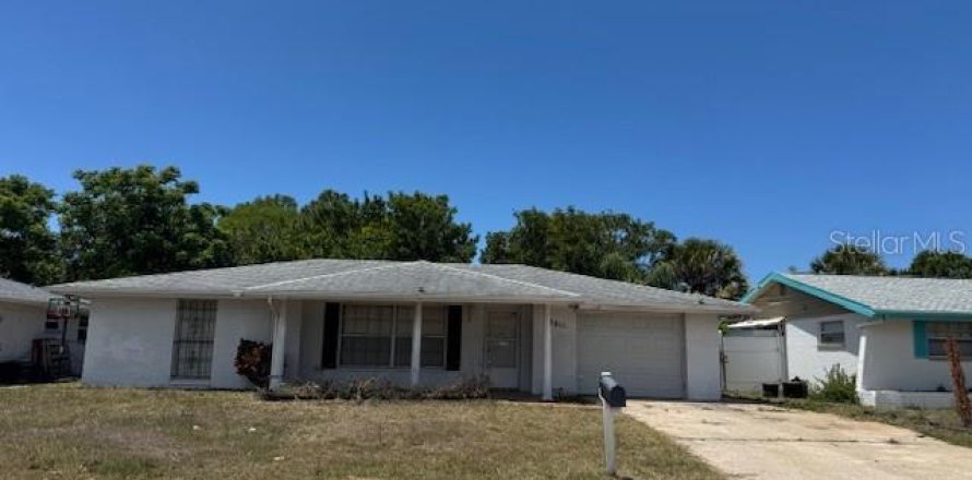 Villa ou maison à Port Richey, Floride 3 chambres, 121.42 m2 № 2166761