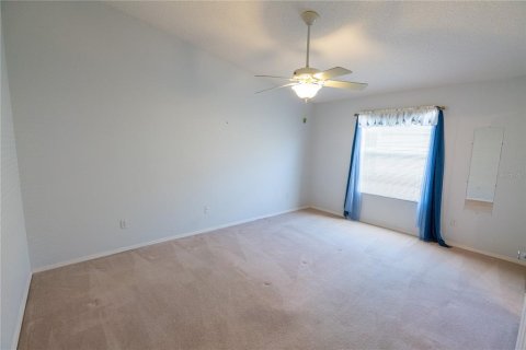 House in The Villages, Florida 2 bedrooms, 107.4 sq.m. № 1586455 - photo 14