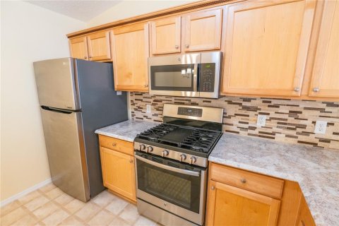 House in The Villages, Florida 2 bedrooms, 107.4 sq.m. № 1586455 - photo 12