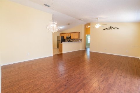 House in The Villages, Florida 2 bedrooms, 107.4 sq.m. № 1586455 - photo 8