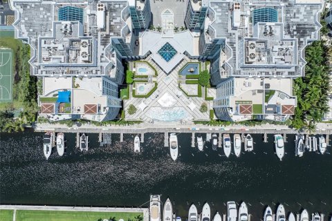 Copropriété à vendre à Aventura, Floride: 2 chambres, 147.71 m2 № 1935377 - photo 16